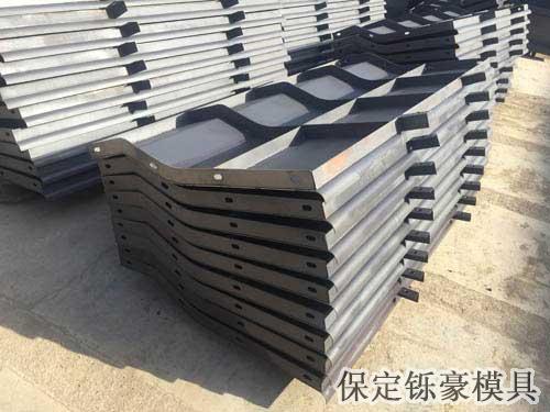 高速防撞墻模具價格 高速防撞墻模具價格